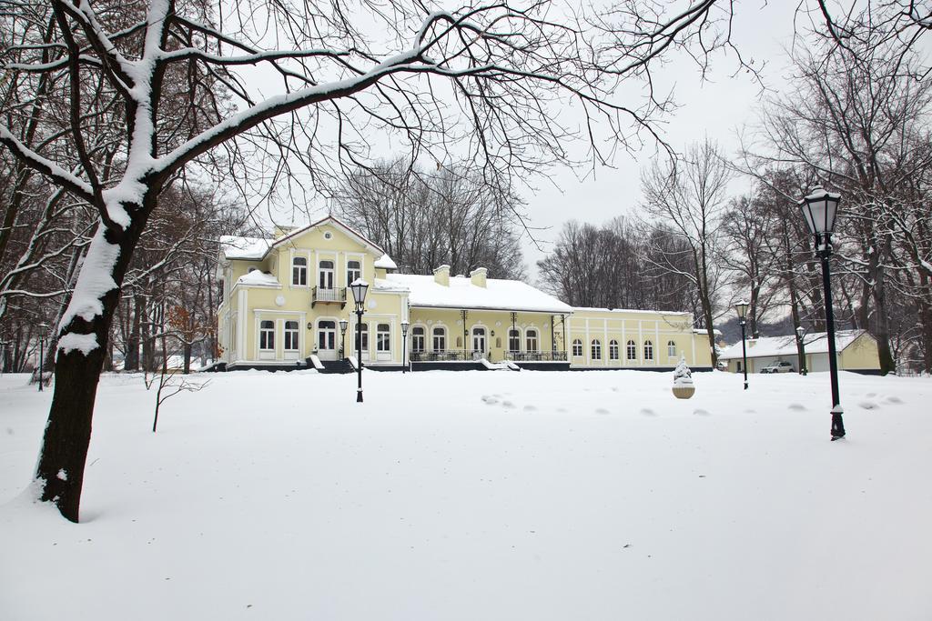 Dwór na Wolicy Hotel Dębica Exterior foto